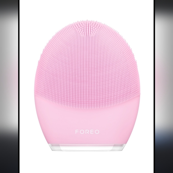 Brand New Foreo  Luna 3 Pink Smart Facial Cleansing & Firming Massage - Picture 1 of 3